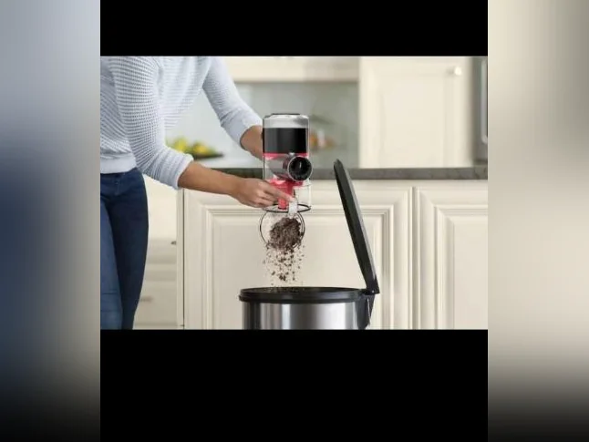 Aspirateur à batterie neuve dans ça boîte thumbnail 6