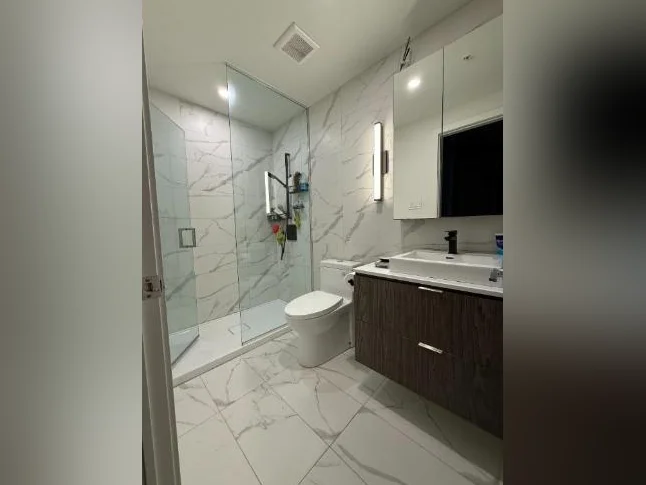 4 1/2 MIDTOWN CONDO - JUILLET 2026 thumbnail 4
