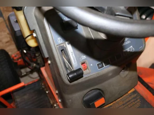 Tracteur-tondeuse rotostatic Columbia thumbnail 4