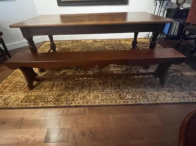 Table d’epoque thumbnail 2