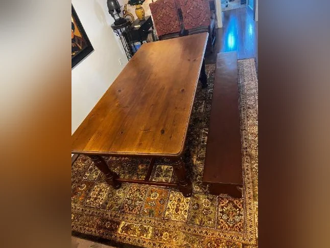 Table d’epoque thumbnail 3