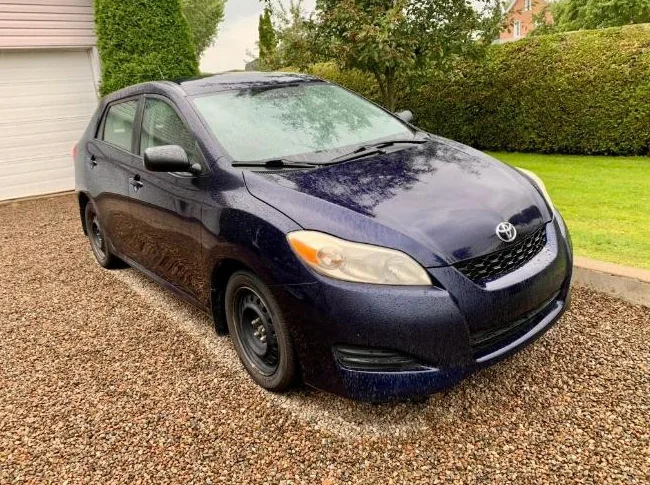 Toyota Matrix 2012 - Manuelle - 2 000$ ferme thumbnail 2