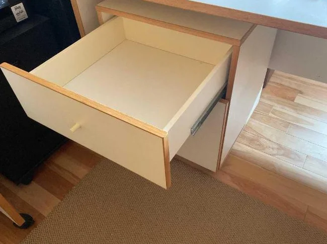 Bureau et caisson thumbnail 4
