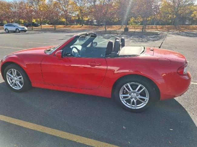 Mazda Miata MX5, 2011 thumbnail 7