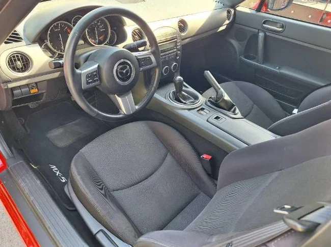 Mazda Miata MX5, 2011 thumbnail 5
