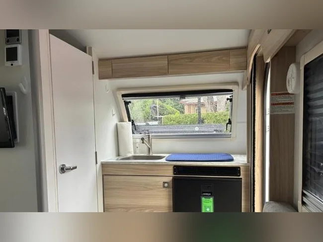 Mini-Roulotte nuCamp Tab 320 S Boondock thumbnail 8