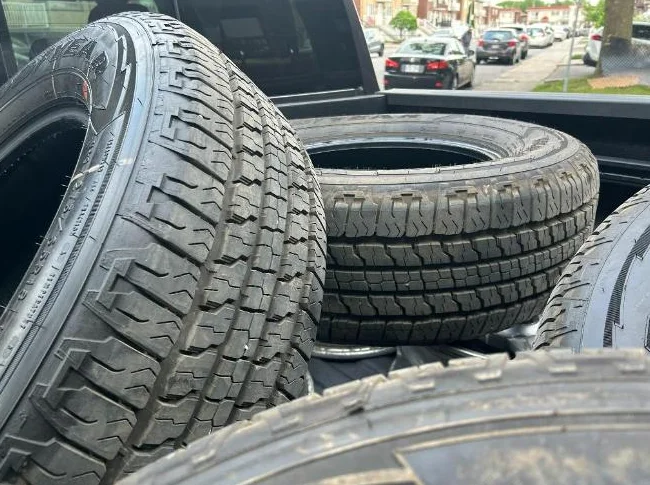 275/65R18 Goodyear Fortitude HT thumbnail 3