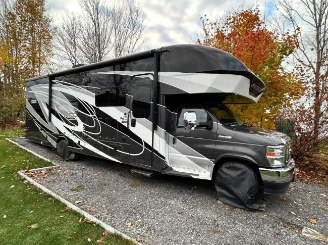 Classe C Entegra Coach Esteem 29V
