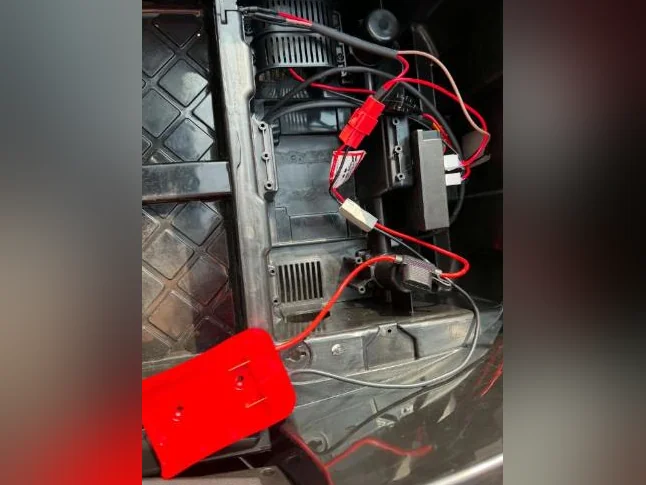 Auto électrique enfants thumbnail 6