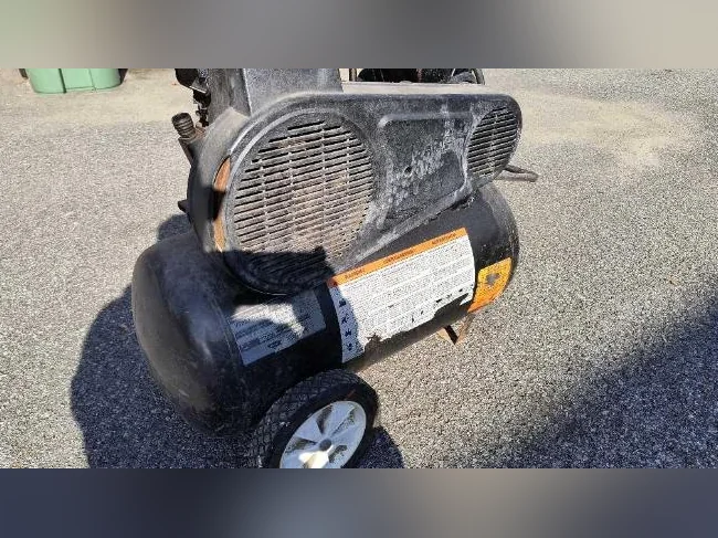 Compresseur 4.5 Hp 20Gal I'm