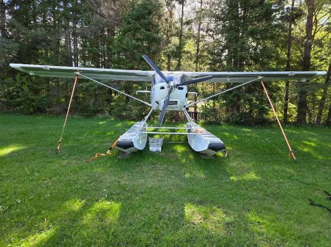 Avion / Hydravion Pelican PL 2000 914 turbo (flottes et roues)