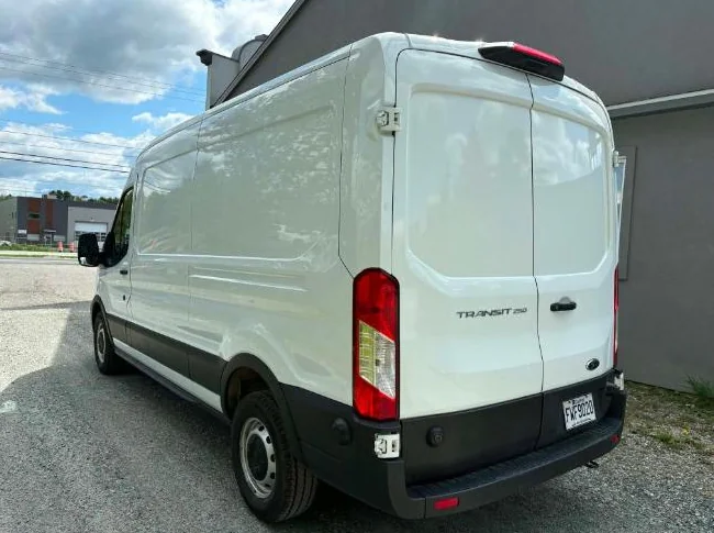 2024 FORD TRANSIT T-250 148WB thumbnail 3