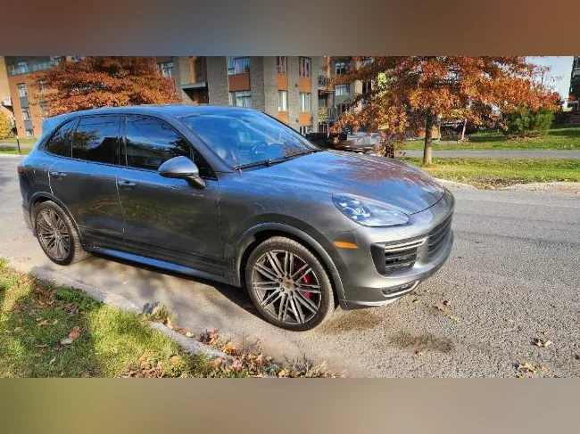 Porsche CAYENNE GTS 2017