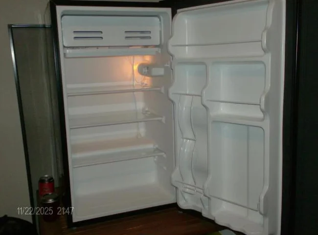 Mini frigo. thumbnail 2