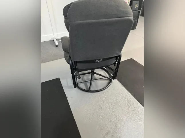 Chaise berçante thumbnail 2