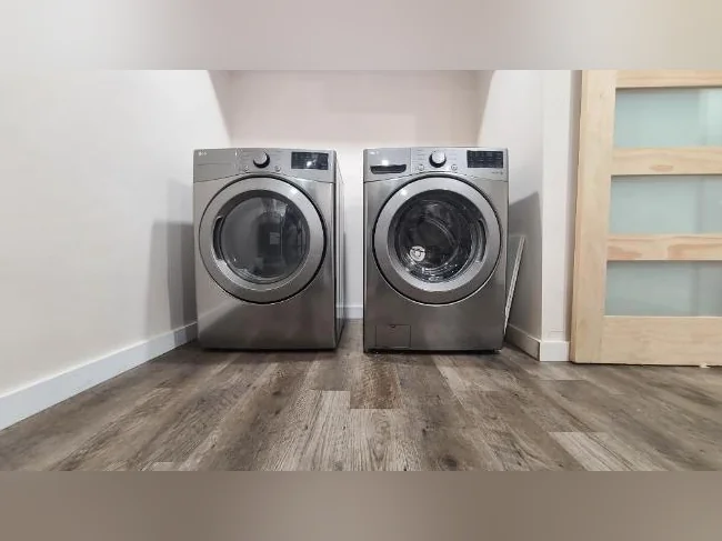 Chambre à louer / Room to rent 700$ thumbnail 8