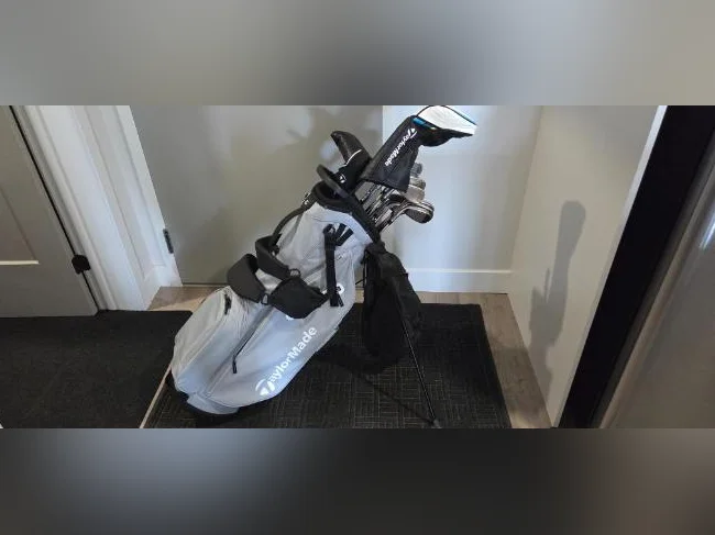 Équipement de golf complet Taylor Made droitier pour homme