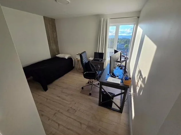 Cession de bail - Condo locatif 4 1/2 + Lévis (Desjardins) ***1 mois gratuit**** Animaux acceptés. thumbnail 9