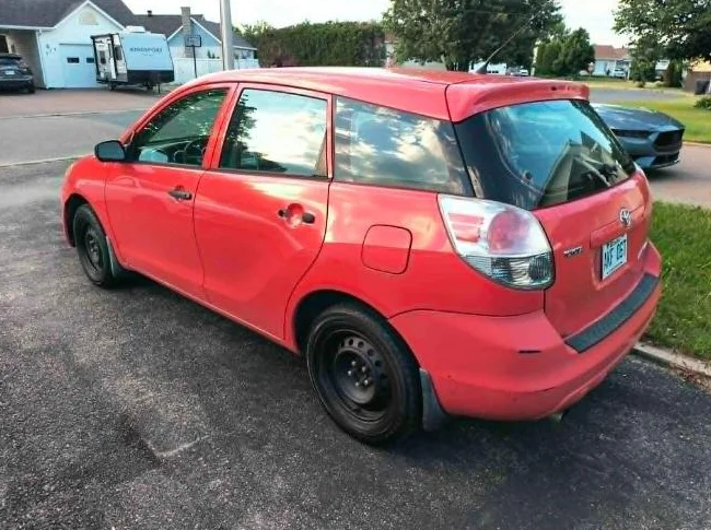 Toyota Matrix 2008 (Manuelle) – Mécanique A-1, Antirouille, Factures à l'appui thumbnail 2