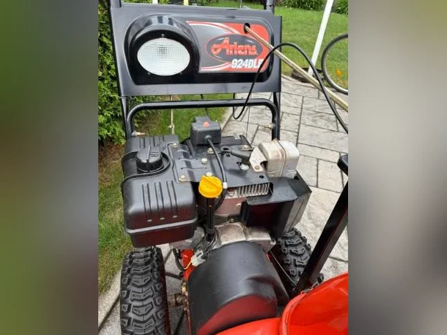 Souffleuse à neige 924 DLE Ariens thumbnail 3