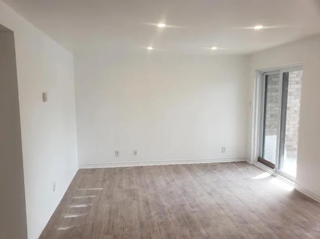LOGEMENT 5 ½ À LOUER - TRÈS GRAND-APPARTEMENT - STYLE CONDO thumbnail 8