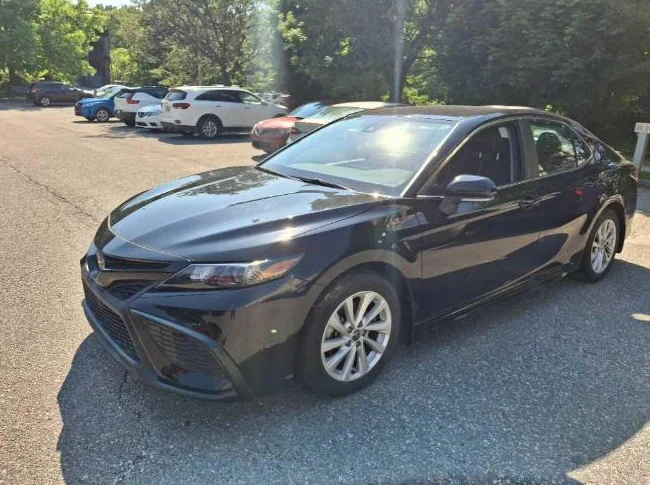 toyota camry se 2022 moins de 10000 kilometre