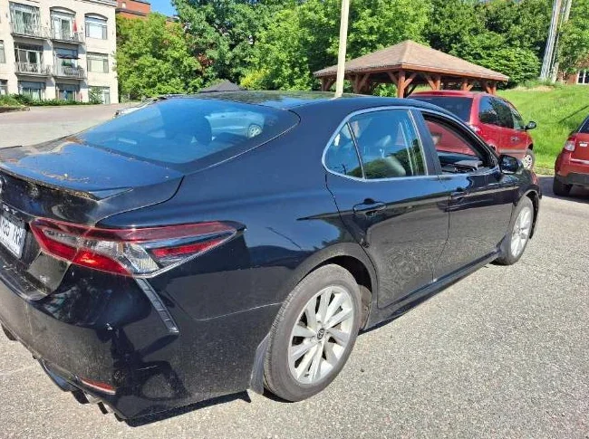 toyota camry se 2022 moins de 10000 kilometre thumbnail 2