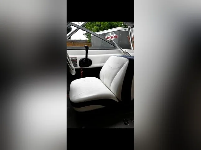 Bayliner XL 2095 175 avec remorque thumbnail 3