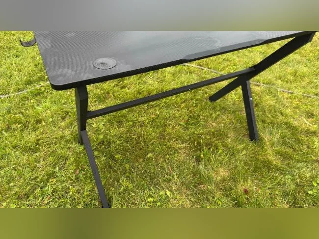 Bureau effet fibre de carbone thumbnail 2