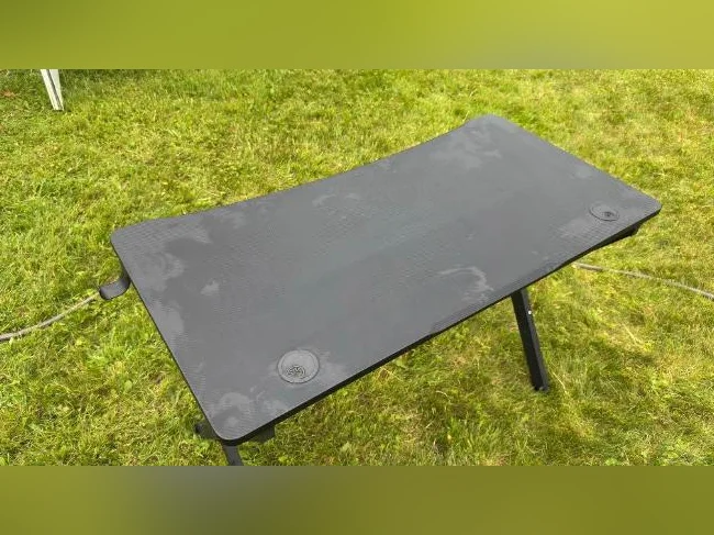 Bureau effet fibre de carbone