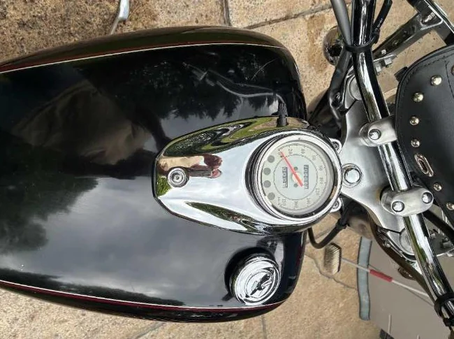 Moto Yamaha V-Star 650 classique thumbnail 3