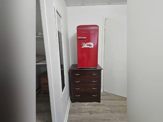 Chambre non-fumeur voisin Uni.Laval 560$ thumbnail 7