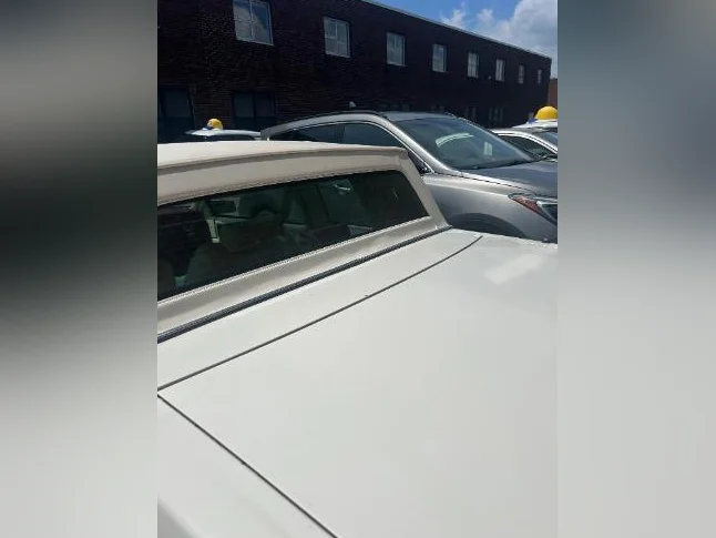 Cadillac coupe deville 1993 thumbnail 3