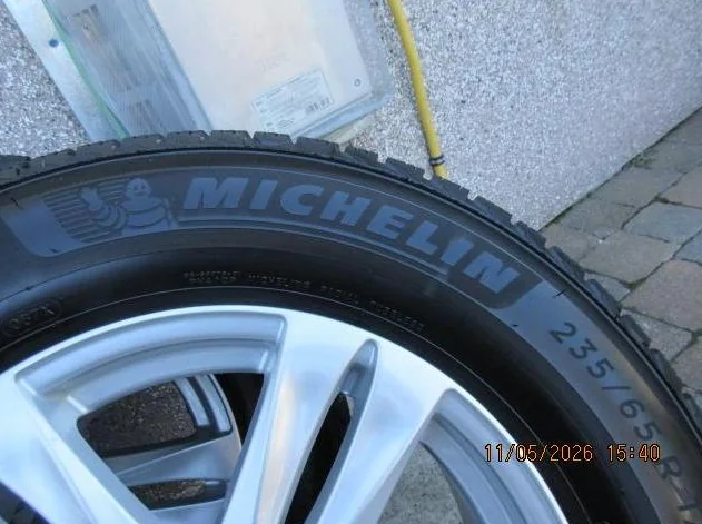 Pneus Michelin d'hiver et roues Mags 17" avec TPMS thumbnail 6