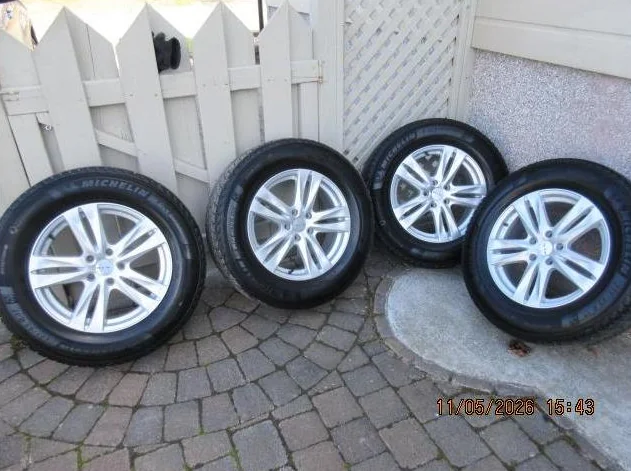 Pneus Michelin d'hiver et roues Mags 17" avec TPMS