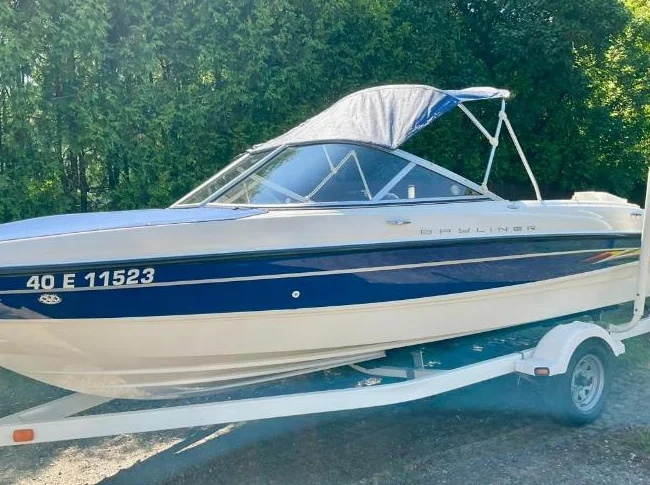 Bayliner 185 très économique impeccable