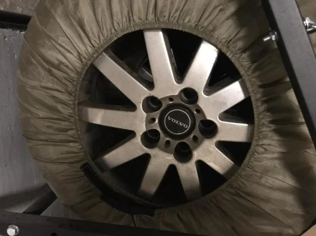 Pneus d'été pour Volvo C30 thumbnail 2