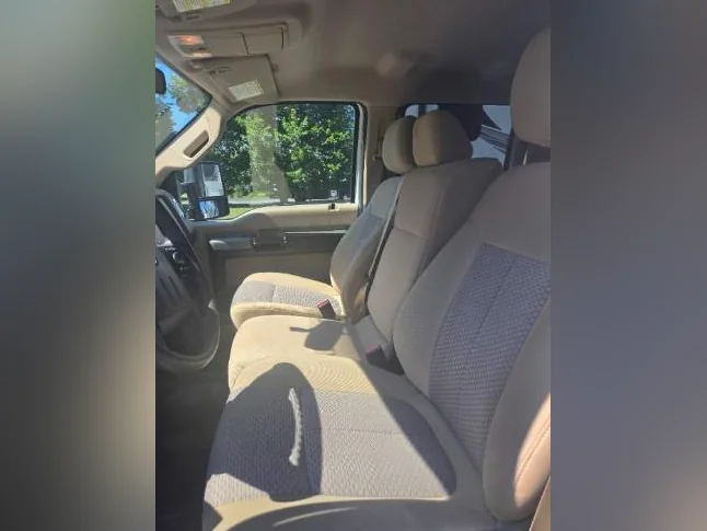 Pick-up ford f-250 2011 117995 km thumbnail 10