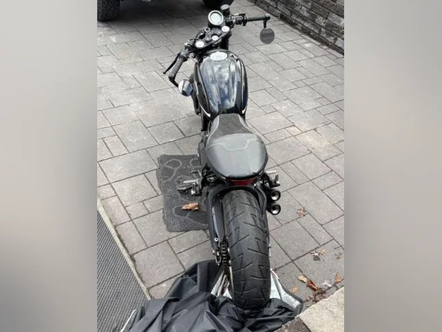 Ducati café racer thumbnail 7