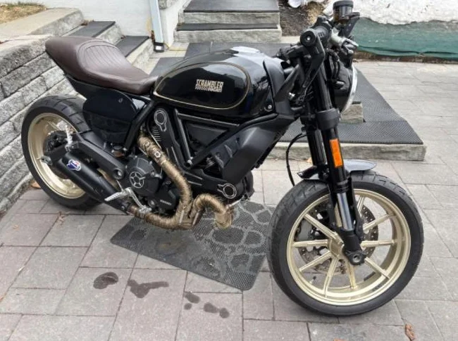 Ducati café racer thumbnail 4