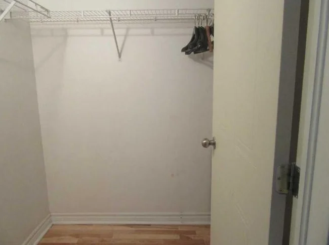 Logement 3 1/2 à louer thumbnail 6