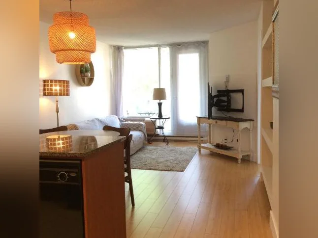 Appartement 3 1/2 tout meublé et inclus À louer