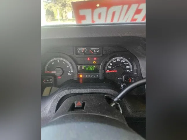 Classe C Forest River Forester 2861DS 2015, 35700 kms thumbnail 2