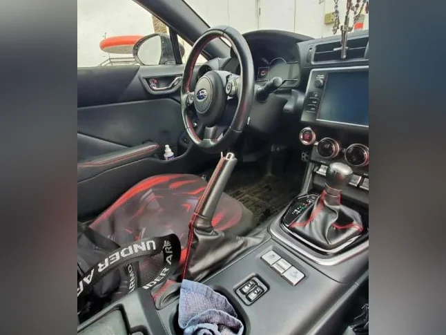Subaru BRZ sport-tech  2023 thumbnail 5