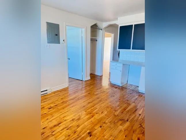 Appartements de 5-1/2 à louer thumbnail 6