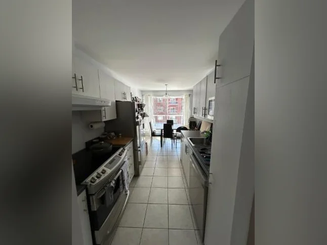 4 1/2 à louer thumbnail 3