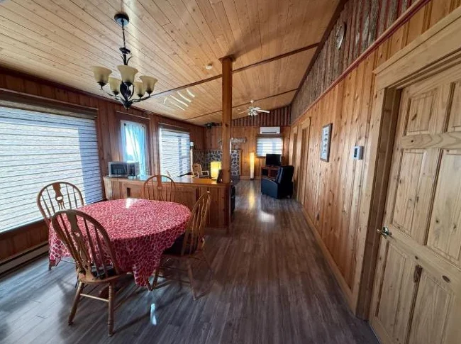 Chalet ou maison à louer à Bonaventure, Gaspésie thumbnail 2