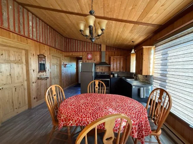 Chalet ou maison à louer à Bonaventure, Gaspésie thumbnail 3