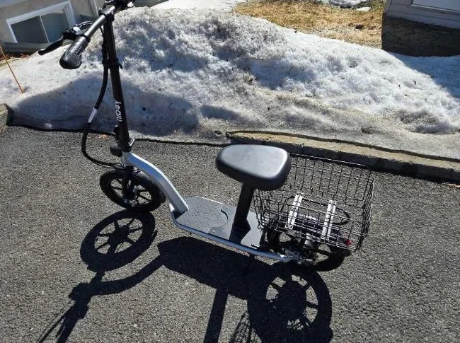 Trottinette électrique thumbnail 3