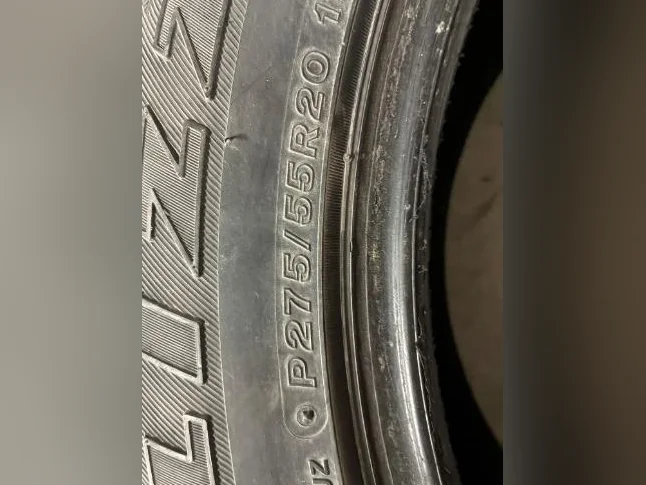 Pneu hiver p275/55r20